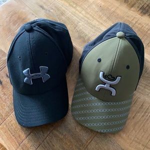 Black Youth SM/MD Under Armour hat & Youth Hooey hat